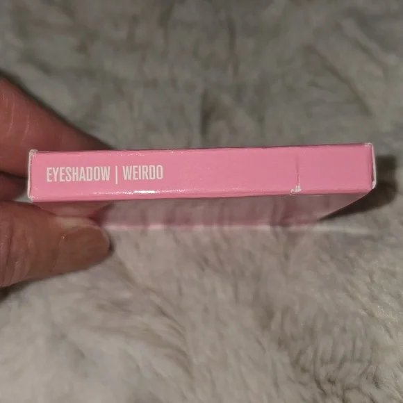 Jeffree Star Cosmetics Weirdo Eyeshadow (Black) NWT - Picture 3 of 6